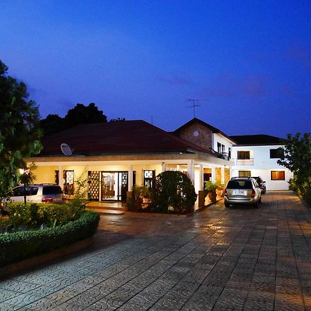 Lavender Lodge Hotel Аккра Экстерьер фото