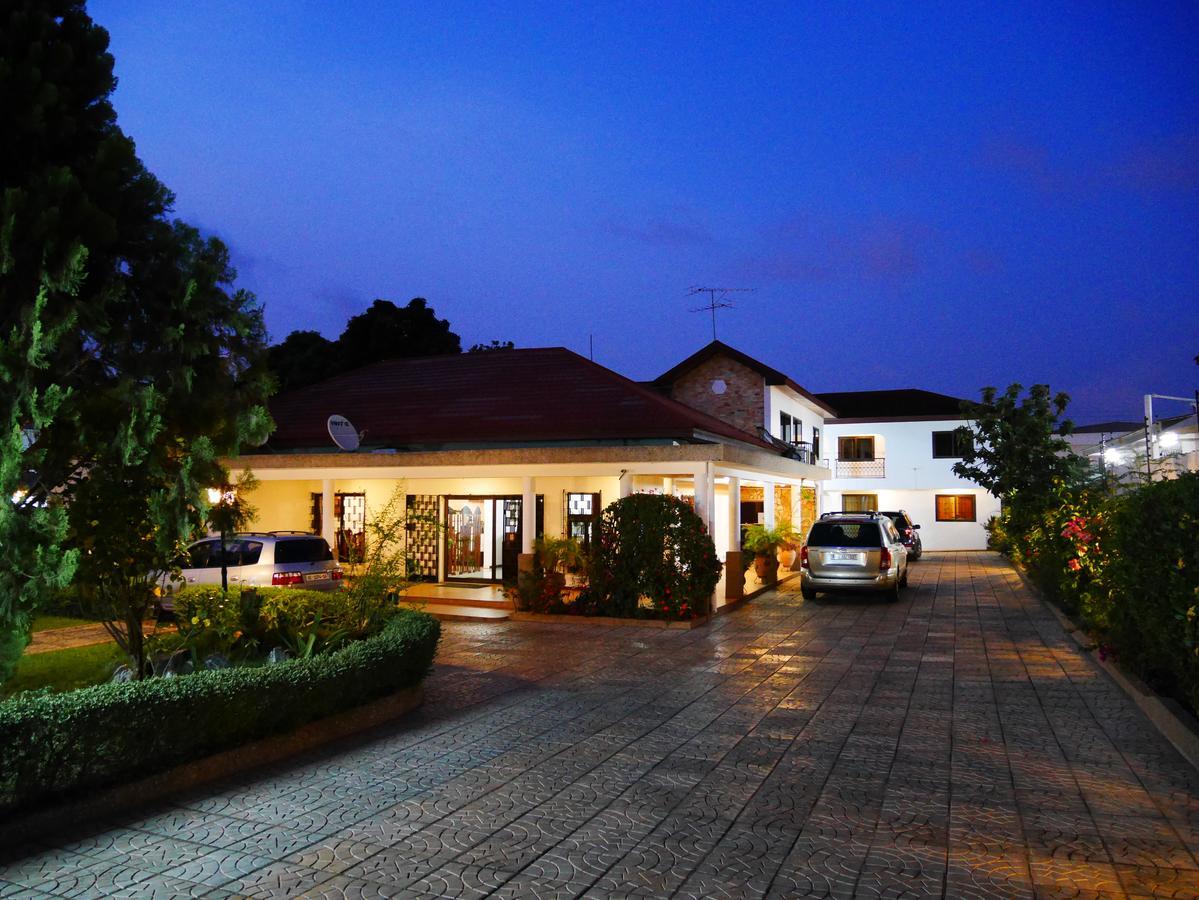 Lavender Lodge Hotel Аккра Экстерьер фото