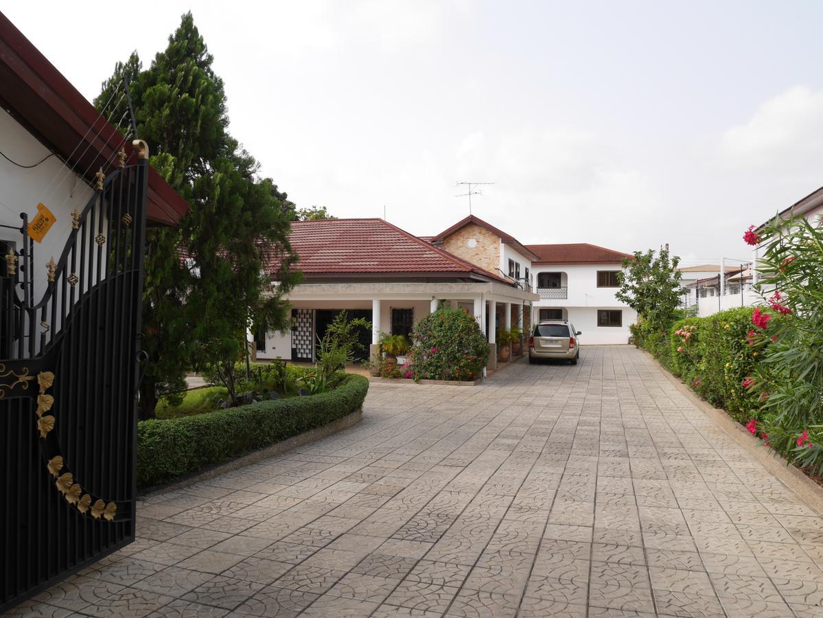 Lavender Lodge Hotel Аккра Экстерьер фото